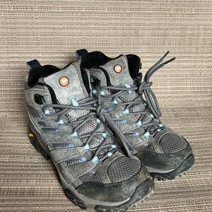 Merrell Moab 2 Mid Waterproof hiking boot 8.5